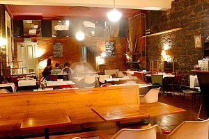 De Los Santos - Pubs Melbourne 0