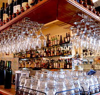 Don Dinnos - Pubs Melbourne