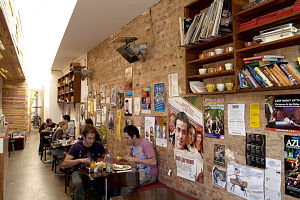 Las Chicas - Pubs Melbourne 0