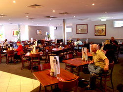 Midway Tavern - Pubs Melbourne 2