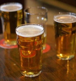 Aces Bar And Bistro - Pubs Melbourne 3