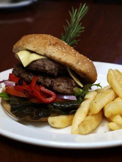 Glenelg Jetty Hotel - Pubs Melbourne 3