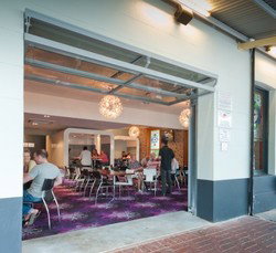 Arab Steed Hotel - Pubs Melbourne 3