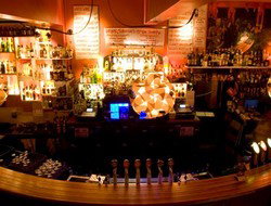 Crown And Sceptre Hotel - Pubs Melbourne 1