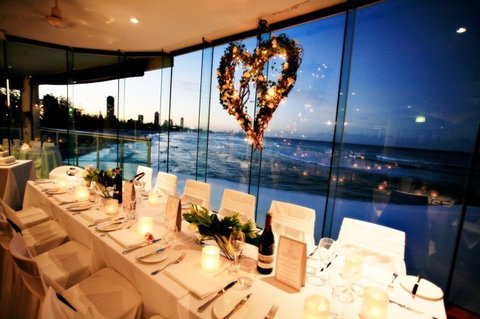 Oskars On Burleigh - Pubs Melbourne 1