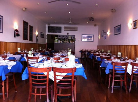 Pelagos Greek Tavern - Pubs Melbourne 1