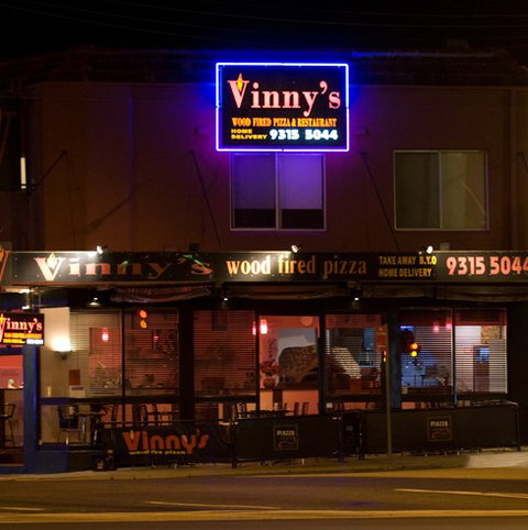 Vinny's Woodfire Pizza - Pubs Melbourne 2