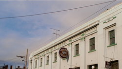 Standard Hotel - Pubs Melbourne 0