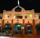 Victoria Park Hotel - Pubs Melbourne