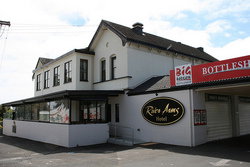 Gunns Plains TAS Pubs Melbourne