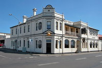 Alexander Hotel