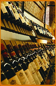 Antique Bar - Pubs Melbourne 1