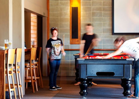 Brisbane Hotel - Pubs Melbourne 1