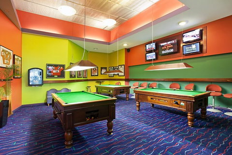 The Palmerston Sports Club Inc - Pubs Melbourne 3