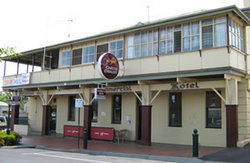 Commercial Hotel Alexandra - Pubs Melbourne 0