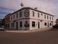 Book Bairnsdale Accommodation Vacations Pubs Melbourne Pubs Melbourne