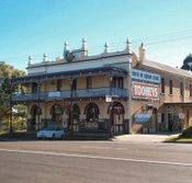 Caledonia Hotel - Pubs Melbourne