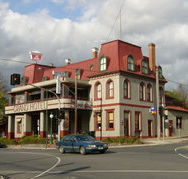 The Grand Hotel Healesville - Pubs Melbourne