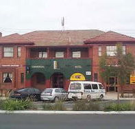 Commercial Hotel Hayfield - Pubs Melbourne