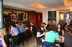 Amphoras  Bar & Bistro - Pubs Melbourne 1