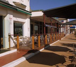 Stella's Dromana Hotel - Pubs Melbourne 2