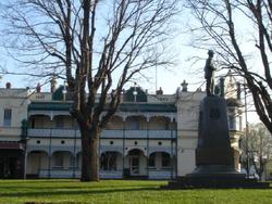 Leura Hotel - Pubs Melbourne 3