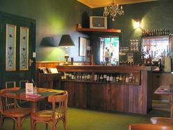 Robin Hood Hotel - Pubs Melbourne 3