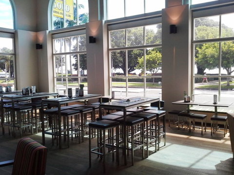 Cairns RSL Social Club Ltd - Pubs Melbourne 5