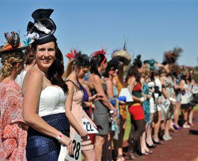 Alice Springs Turf Club - Pubs Melbourne 1