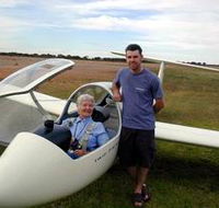 Waikerie Gliding Club - Pubs Melbourne