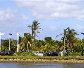 Safety Beach Country Club - Pubs Melbourne 1