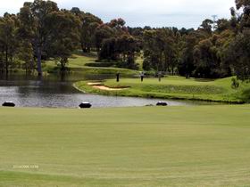 Flagstaff Hill Golf Club And Koppamurra Ridgway Restaurant - Pubs Melbourne 1