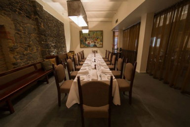 Bluestone Restaurant - Pubs Melbourne 0