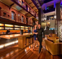 Bluestone Wine Lounge - Pubs Melbourne