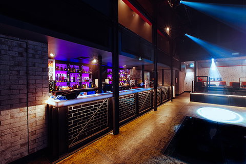 Alumbra - Pubs Melbourne 3