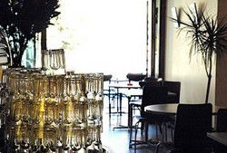 Buzzzbar Cafe - Pubs Melbourne 0