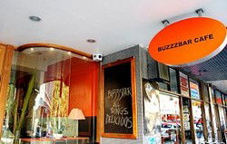 Buzzzbar Cafe - Pubs Melbourne 1