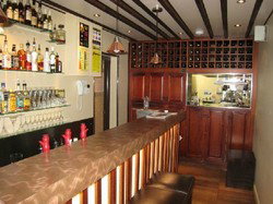 Almond Bar - Pubs Melbourne 3