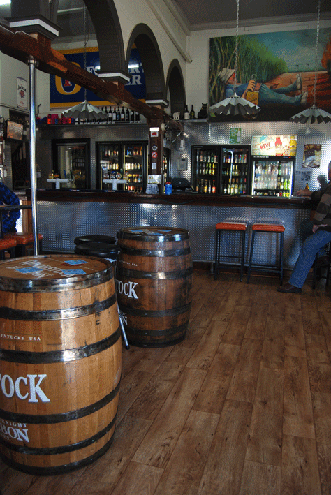 Grand Hotel - Pubs Melbourne 2