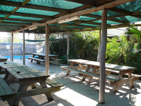 Jambin Hotel-Motel - Pubs Melbourne 3