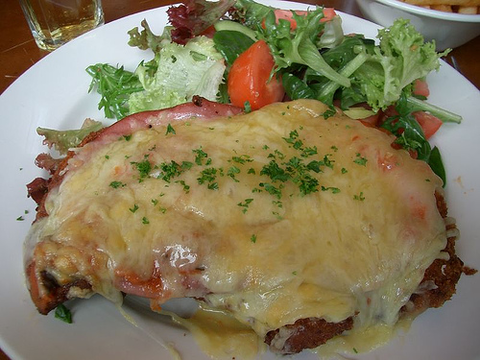 Mount Larcom Royal Hotel - Pubs Melbourne 2