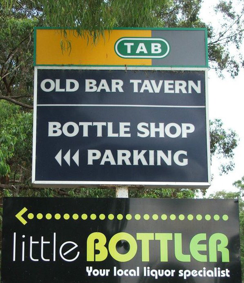 Old Bar Tavern - Pubs Melbourne 0