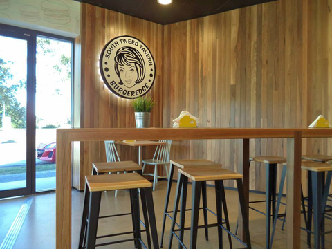 South Tweed Tavern - Pubs Melbourne 4