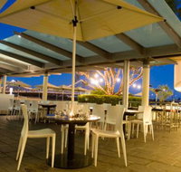 Friday's Riverside - Pubs Melbourne
