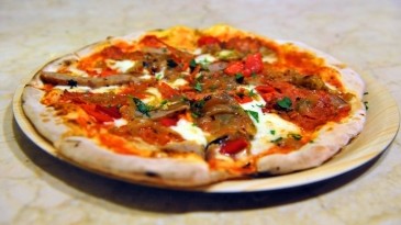 Pizzeria E Cucina - Pubs Melbourne 1