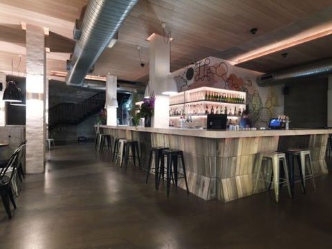 Honey Bar And Restaurant - Pubs Melbourne 0