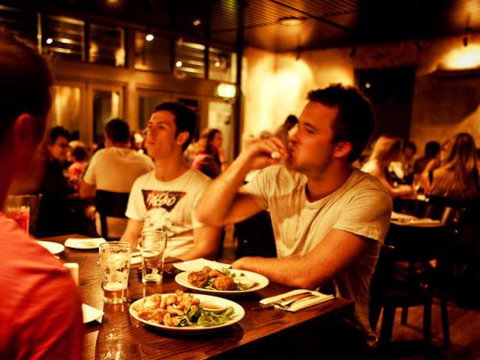 Burwood Inn Hotel - Pubs Melbourne 1