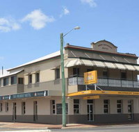 Young Australian Hotel - Pubs Melbourne