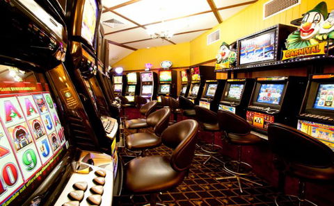 The Gem Hotel - Pubs Melbourne 3