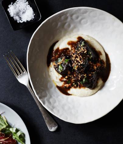 St Elmo Dining Room & Bar - Pubs Melbourne 4